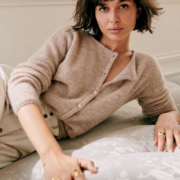 Sezane NWT X-Small Beige Cardigan Gilet Gaspard - Picture 1 of 9